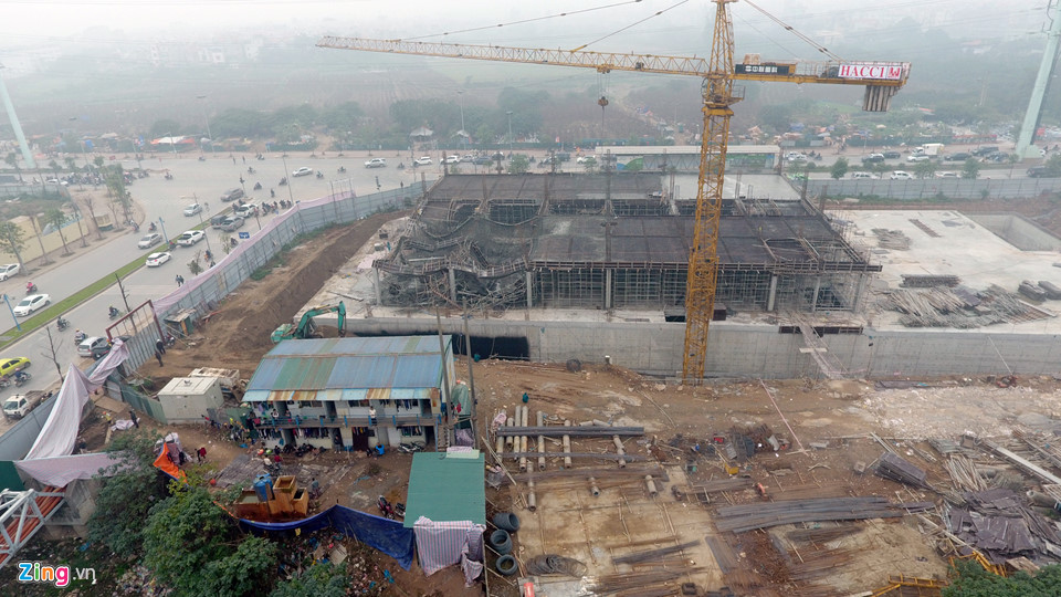 Hiện trường vụ sập giàn giáo làm 3 người chết lúc rạng sáng